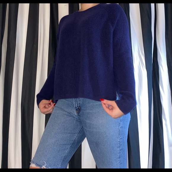 Minnie rose purple sweater - Picture 2 of 2